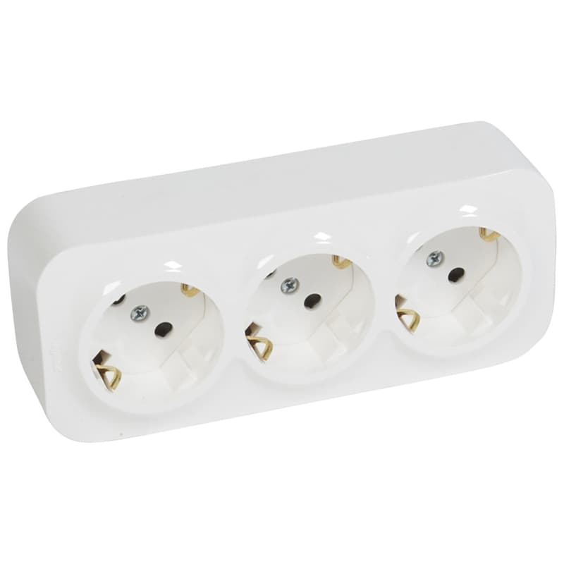 Троен контакт с детска защита за открит монтаж Legrand Forix IP21 бял