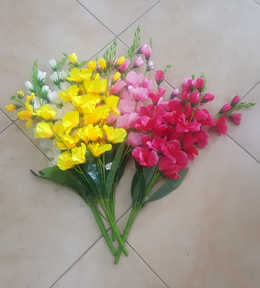 Изкуствени цветя 65см 230516