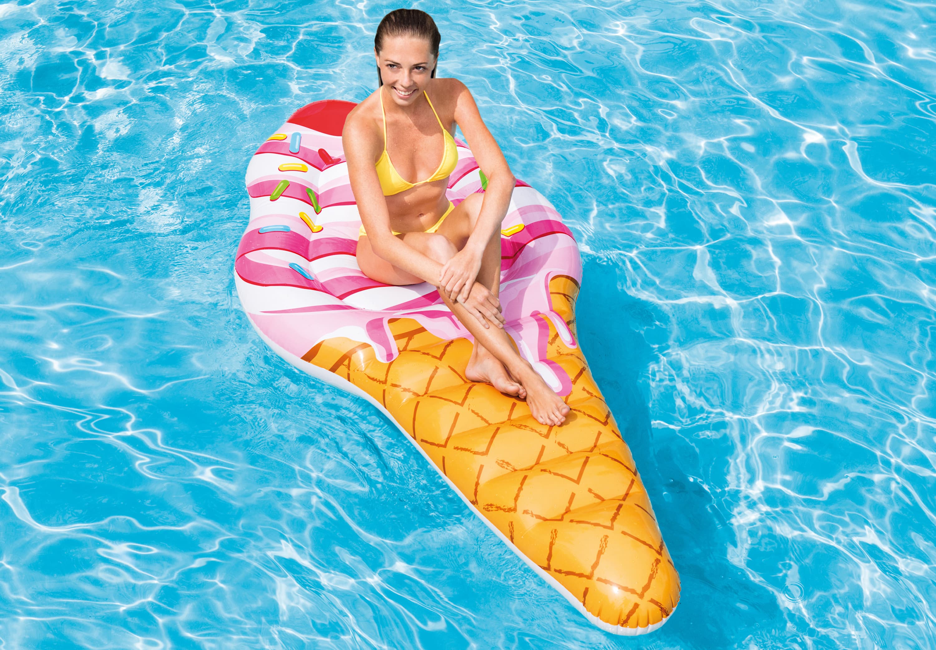 Надуваем дюшек Intex Sprinkle Ice Cream Mat 58762EU 211x97x24cm