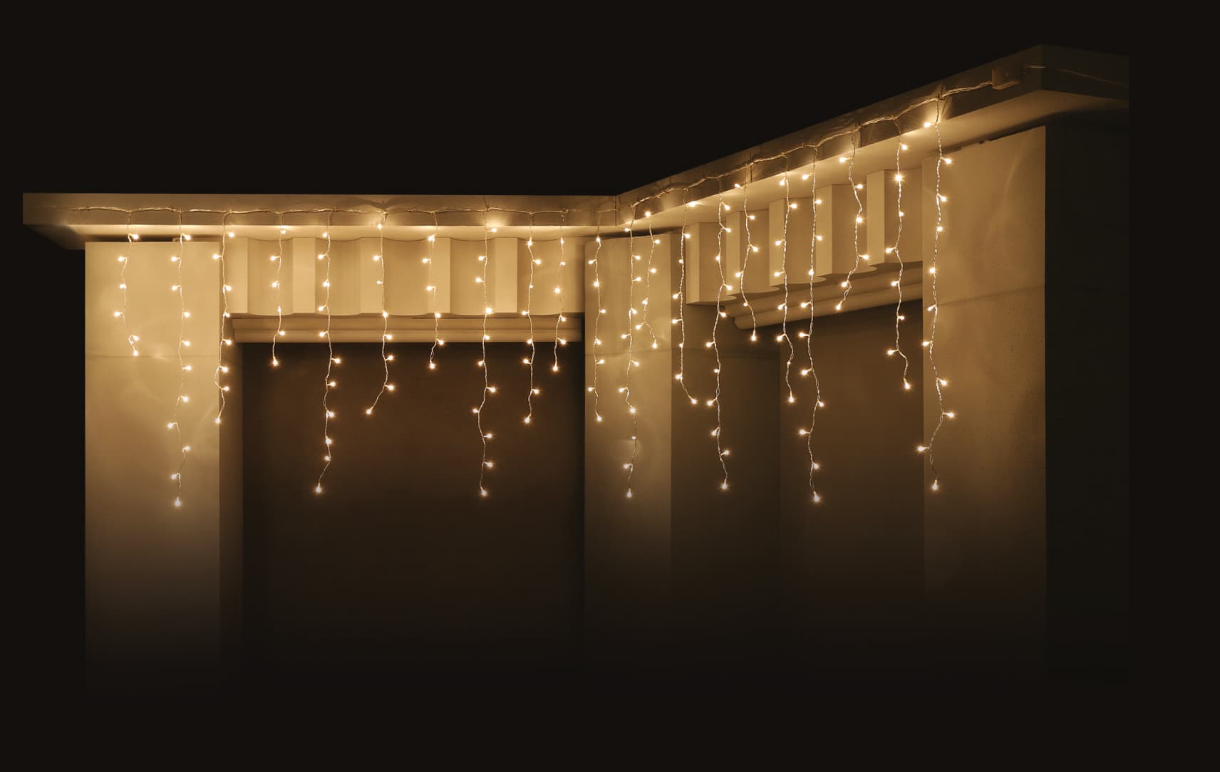 Светещи коледни висулки 100 топло бели LED лампички