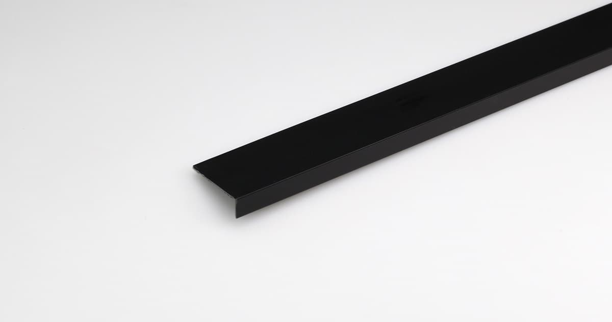PVC L - образен профил 200x3x2см черен сатен