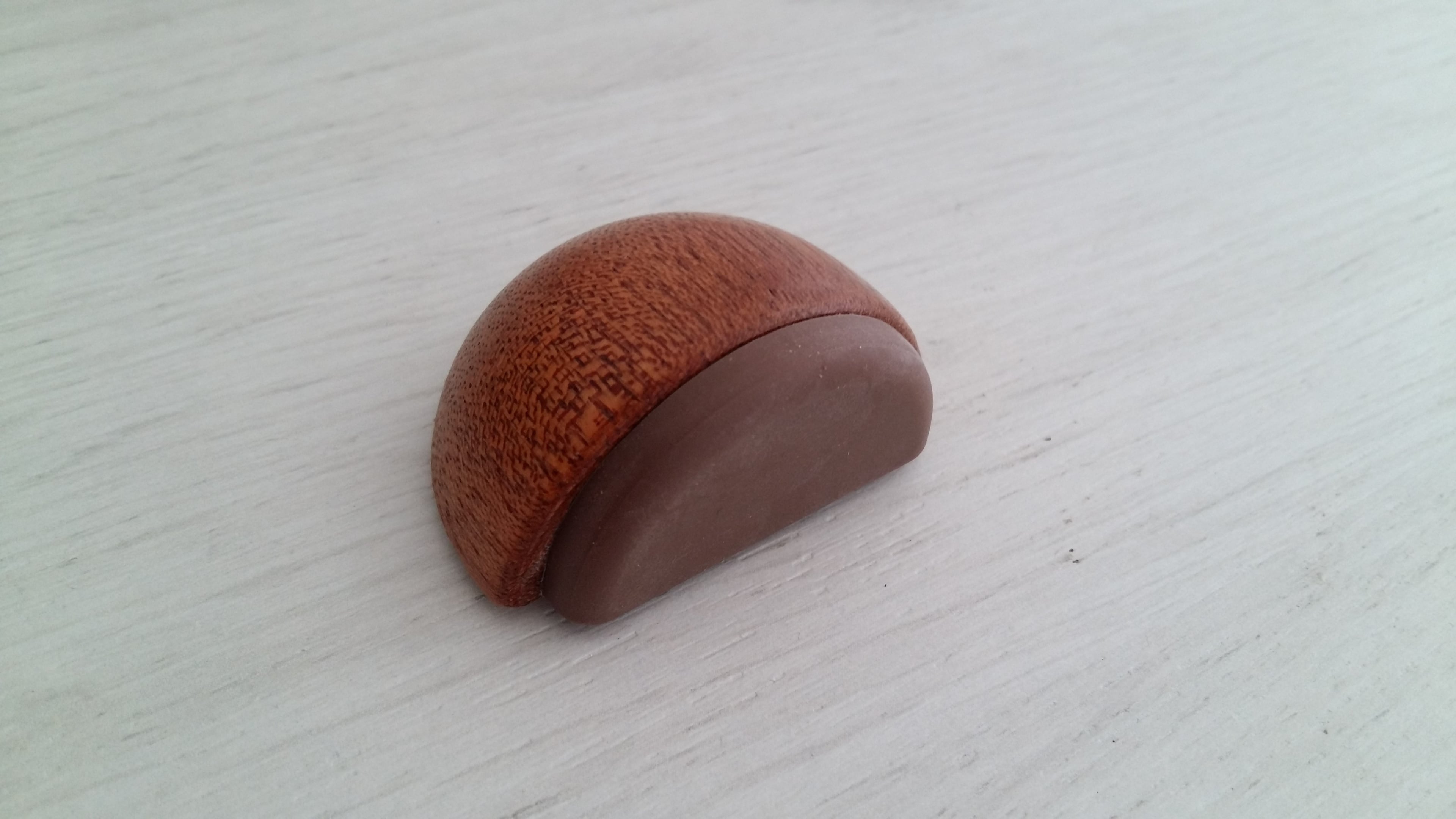 Самозалепващ стопер за врата сапели + кафява гума