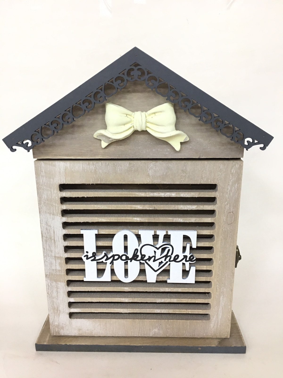 Кутия за ключове 16931 / Бежова