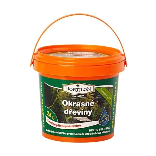 Водоразтворима тор за декоративни и иглолистни храсти 0,5 кг