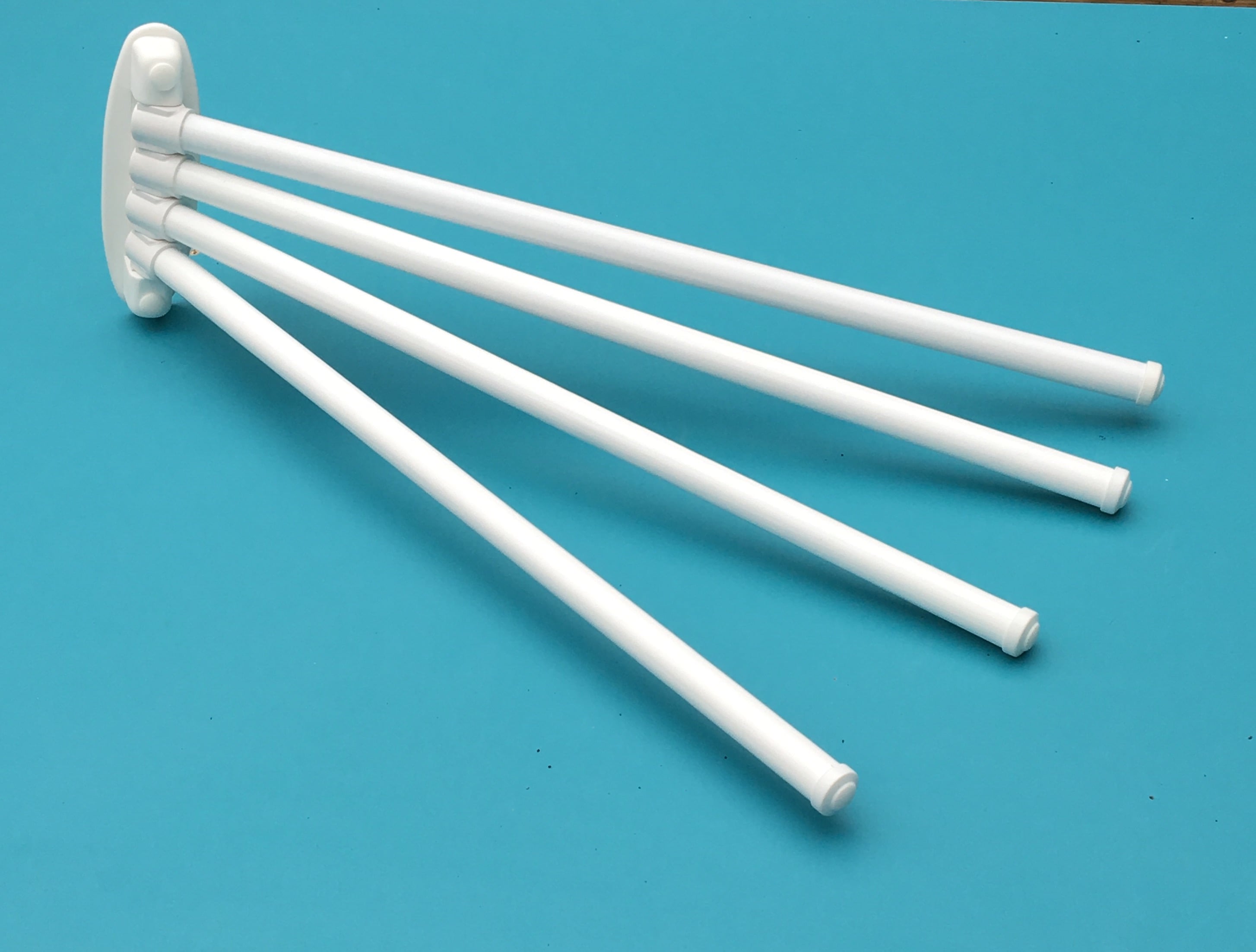 Алуминиев сушилник 4-раменен бял